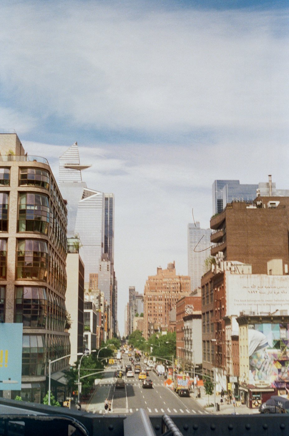 A Manhattan avenue lined with buildings